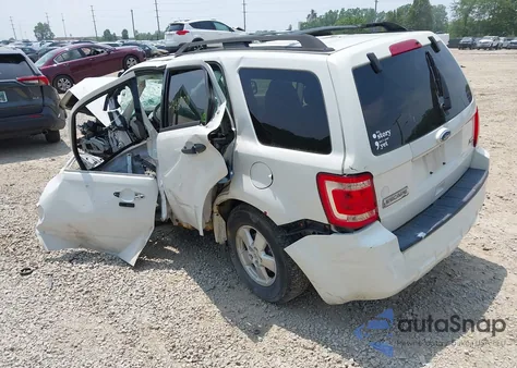 2010 Ford Escape Xlt from USA, damaged, VIN 1FMCU9DG2AKC63511